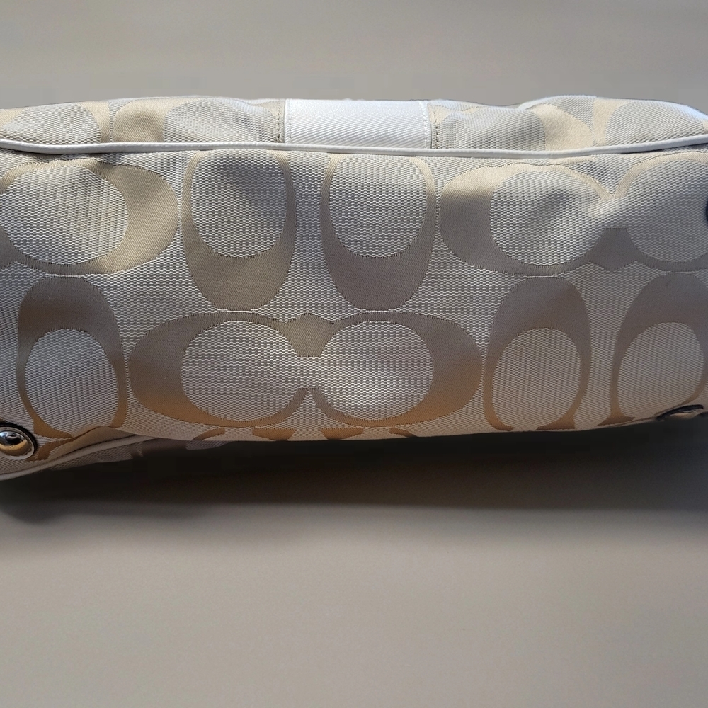 Coach Signature Stripe Framed Carryall. - Picture 5 of 8